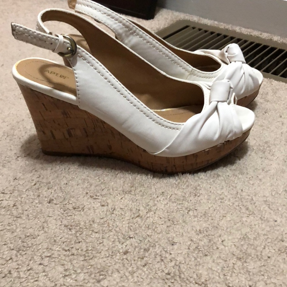Wedges - Picture 2 of 2